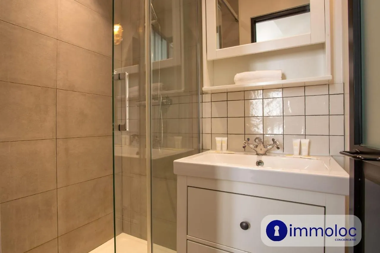 Air-Conditioned Apartment In The Heart Of Old Niza 0*,