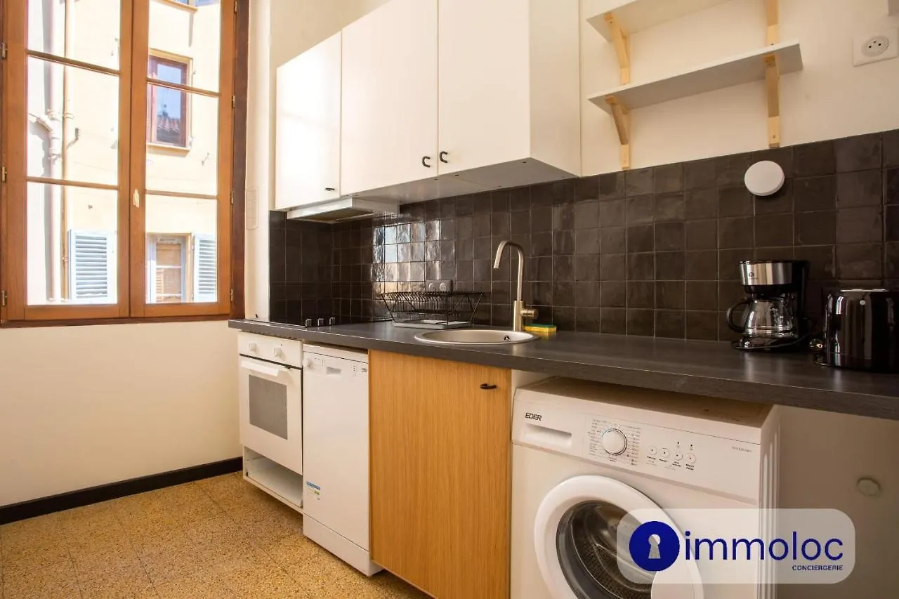 Air-Conditioned Apartment In The Heart Of Old Nice